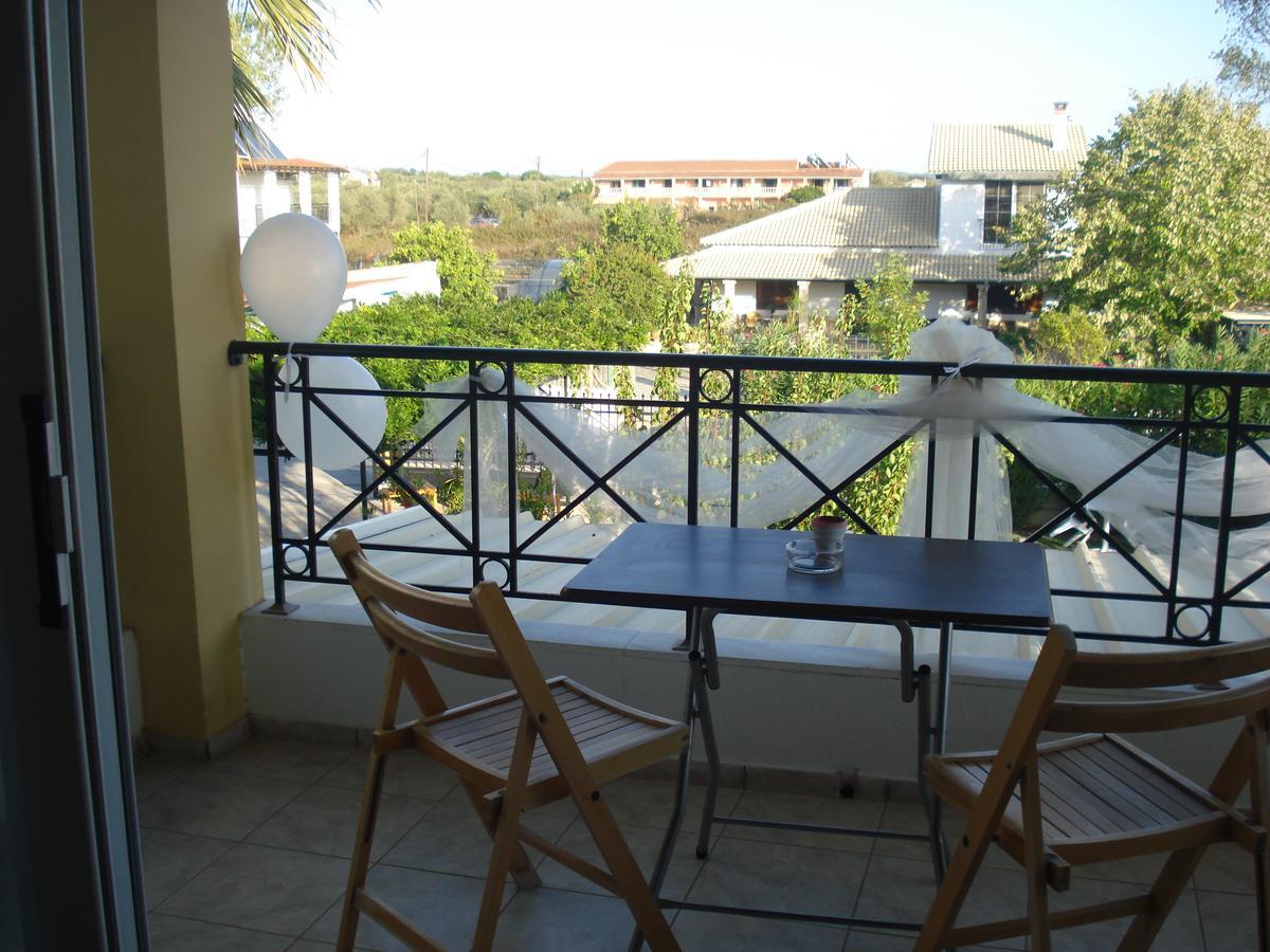 Iron House Apartment Агиос Георгиос Екстериор снимка